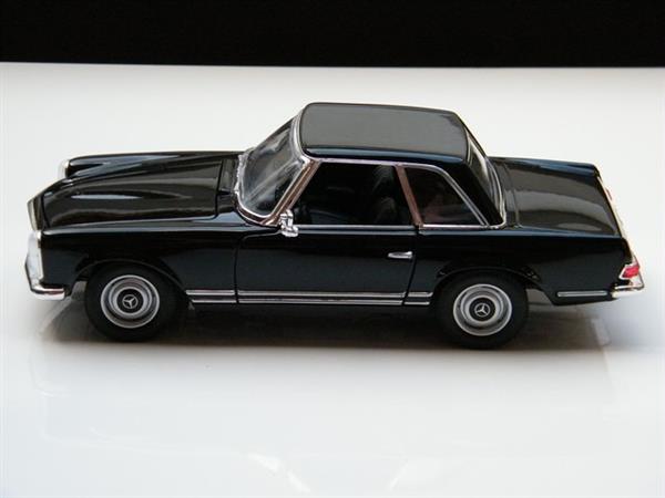 Grote foto mercedes benz 230sl modelauto welly 1 24 hobby en vrije tijd 1 24