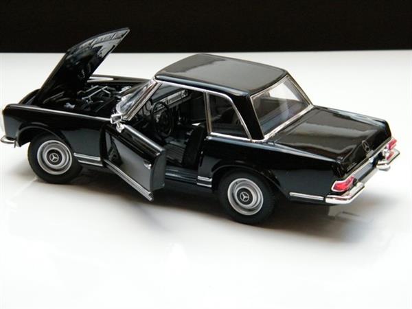 Grote foto mercedes benz 230sl modelauto welly 1 24 hobby en vrije tijd 1 24