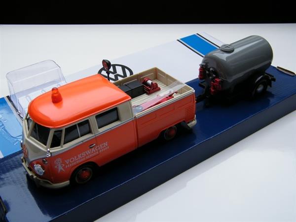 Grote foto modelauto vw t1 bus serv pick up aanhanger 1 24 verzamelen auto en modelauto
