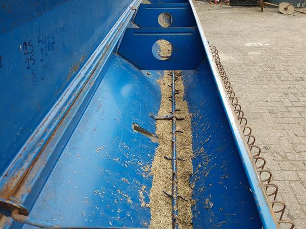 Grote foto stegsted zaaimachine 3 meter 36 pijpen agrarisch zaaimachines