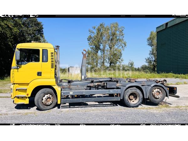 Grote foto man 6x2 vrachtwagen doe het zelf en verbouw overige doe het zelf en verbouw
