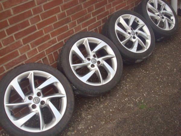 Grote foto 17 inch opel corsa adam lichtmetaal velgen 4x100 auto onderdelen banden en velgen