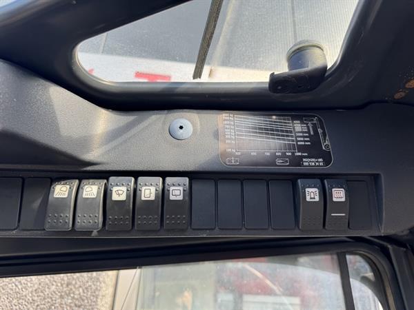 Grote foto linde h20d 01 triplo 470 freelift sideshift 5355uur vw diesel 2012 agrarisch heftrucks