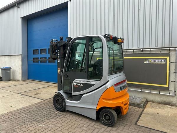 Grote foto vs 22367 elektrische heftruck still rx60 25 vorkenspreider bj2019 agrarisch heftrucks