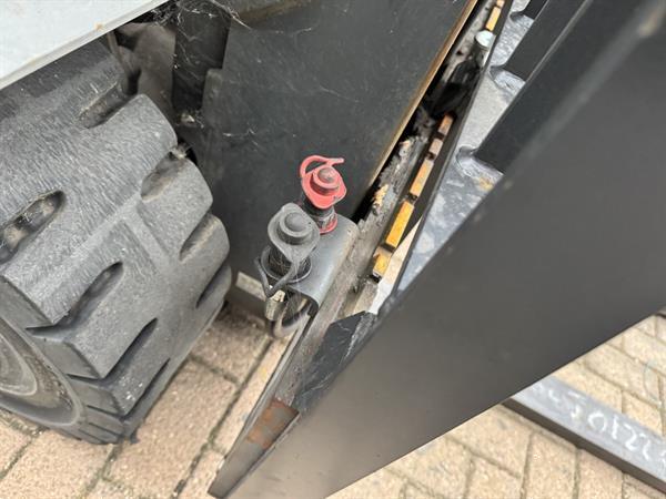 Grote foto vs 22368 elektrische triplex diesel heftruck still rx70 25 bj2019 agrarisch heftrucks