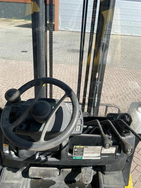 Grote foto yale dieselheftruck 3500 kg agrarisch heftrucks