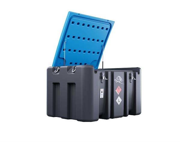 Grote foto dieseltank mobiel tm combo 880 liter 90 liter adblue 12v pomp doe het zelf en verbouw compressors