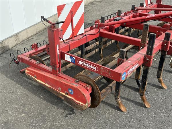 Grote foto steketee beddenfrees zaaibedvoorbereidingsmachine 300 cm agrarisch akkerbouw