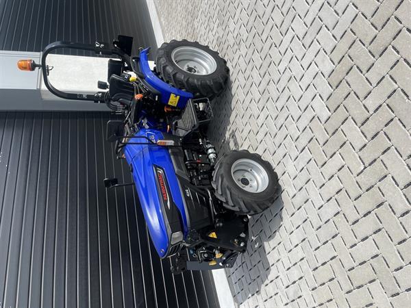 Grote foto farmtrac 26 manueel met frontlift agrarisch tractoren