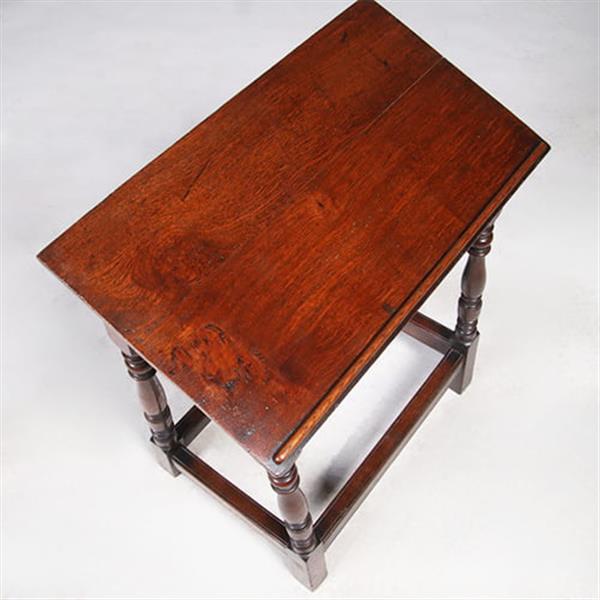 Grote foto bijbelstandaard of lezenaar in de vorm van een joint stool 19e eeuws no.322125 antiek en kunst stoelen en banken