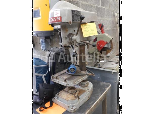 Grote foto kolomboormachine 3 reconditioneringsmachines doe het zelf en verbouw ijzerwaren en bevestigingsmiddelen