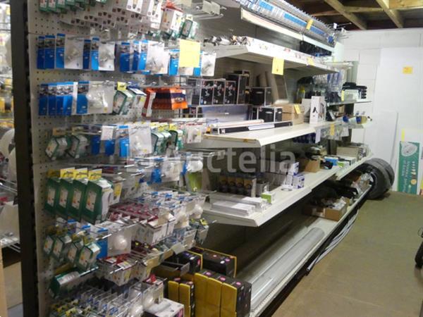 Grote foto diverse elektrische apparatuur doe het zelf en verbouw onderdelen en accessoires