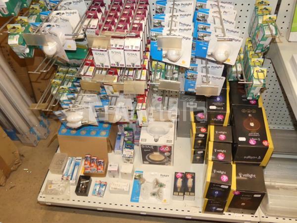 Grote foto diverse elektrische apparatuur doe het zelf en verbouw onderdelen en accessoires