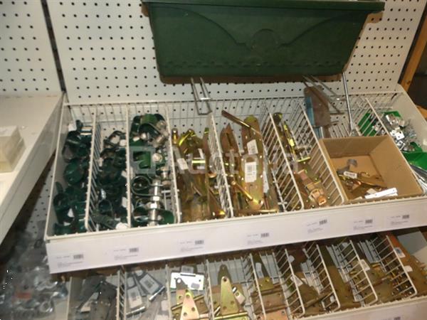 Grote foto hardware schroeven diverse bouten doe het zelf en verbouw onderdelen en accessoires