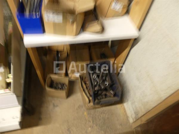 Grote foto hardware schroeven diverse bouten doe het zelf en verbouw onderdelen en accessoires