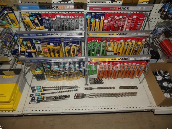 Grote foto set van zagen boren en diverse gereedschappen doe het zelf en verbouw gereedschappen en machines