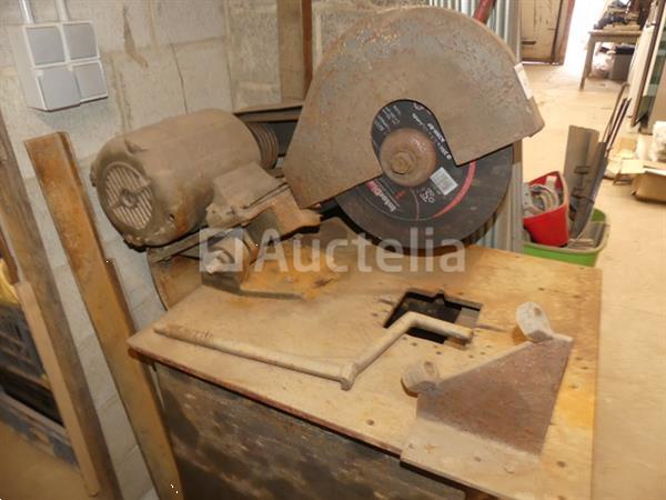 Grote foto metalen kettingzaag doe het zelf en verbouw ijzerwaren en bevestigingsmiddelen