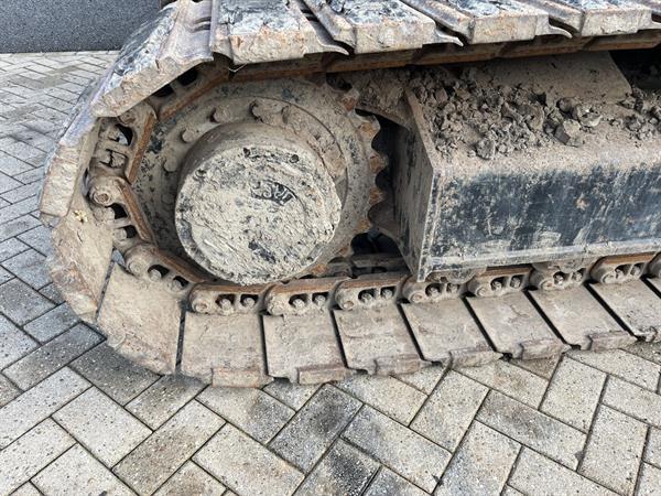 Grote foto rups hoogwerker aichi sr18a telescoop hoogwerker isuzu diesel rubber pads 2007 doe het zelf en verbouw hoogwerkers