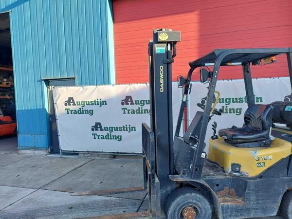 Grote foto daewoo hefruck agrarisch heftrucks
