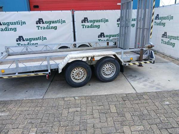 Grote foto atec machinetransporter agrarisch aanhangwagens