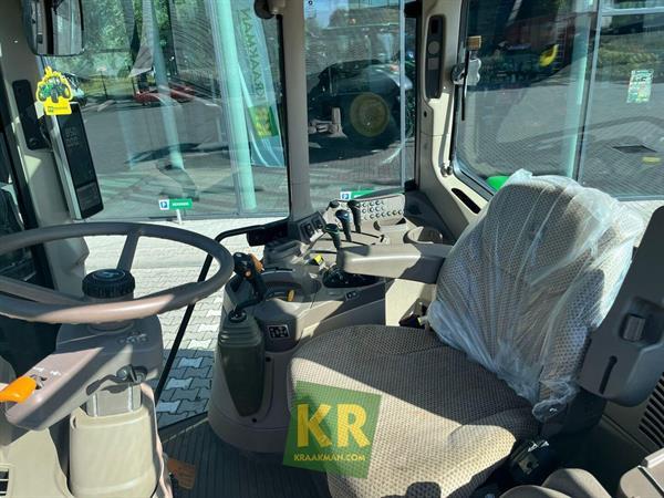 Grote foto john deere 6120m 775714 agrarisch tractoren
