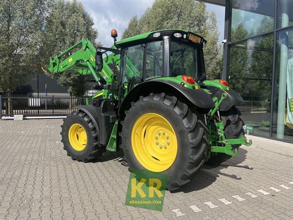 Grote foto john deere 6100m 775713 agrarisch tractoren