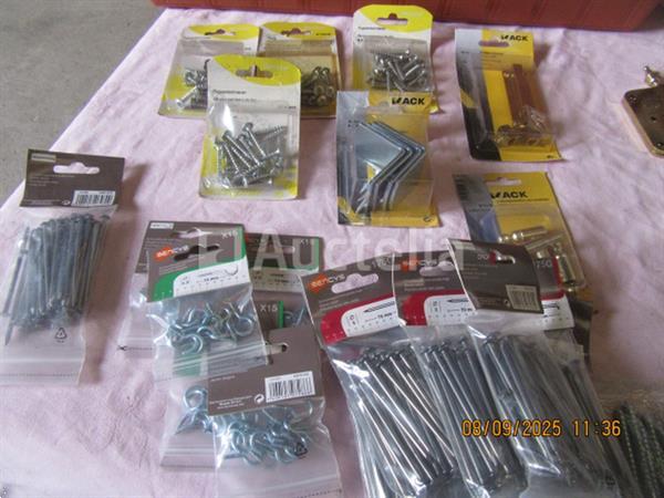 Grote foto 140 delige set en hardware blisterverpakking doe het zelf en verbouw onderdelen en accessoires