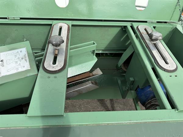 Grote foto bercomex bloemenboslijn met 2 crm bindmachines agrarisch tuinbouw