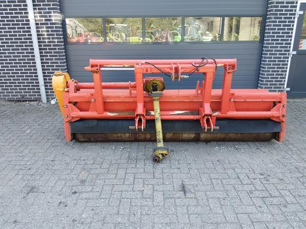 Grote foto ducker um 30 frontklepelmaaier agrarisch maaiers