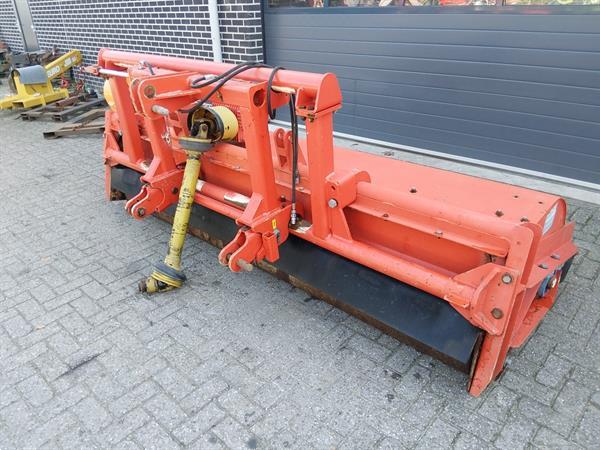 Grote foto ducker um 30 frontklepelmaaier agrarisch maaiers