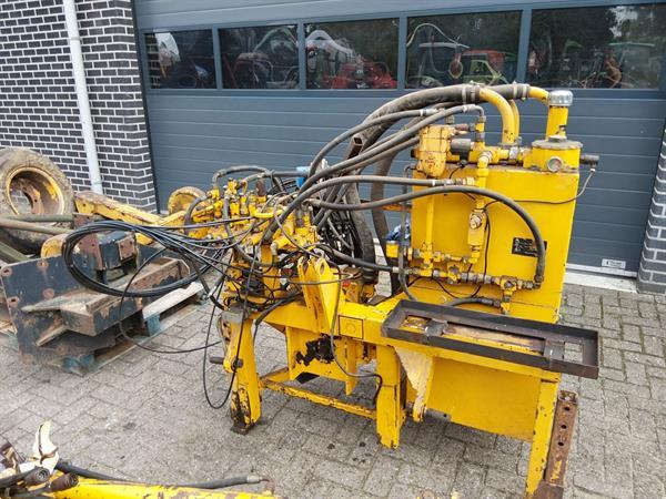 Grote foto herder grenadier mbk 105 maaiarm agrarisch maaiers