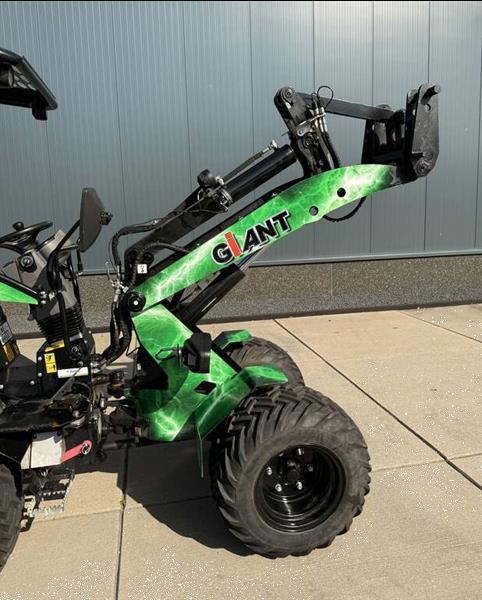 Grote foto giant g2200e x tra 25.000e giant agrarisch shovels