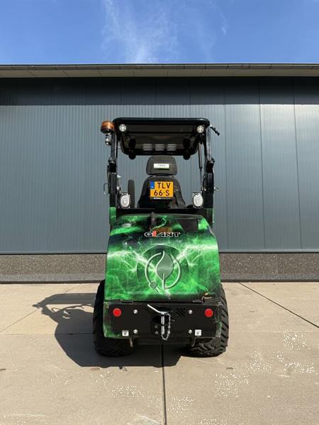 Grote foto giant g2200e x tra 25.000e giant agrarisch shovels