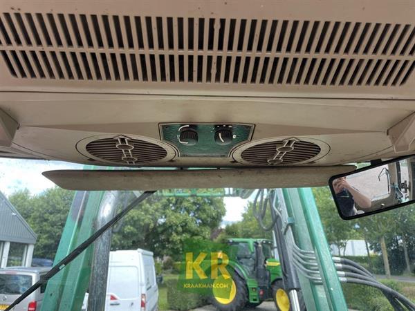 Grote foto john deere 6110 142431 agrarisch tractoren