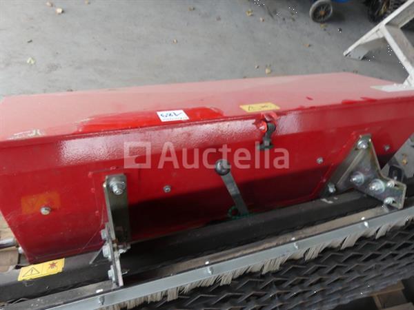 Grote foto rinaldi roterende zaaimachine agrarisch akkerbouw