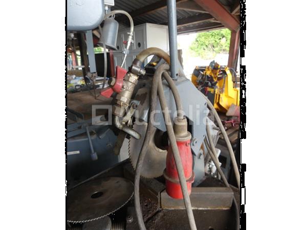 Grote foto metalen kettingzaag doe het zelf en verbouw ijzerwaren en bevestigingsmiddelen