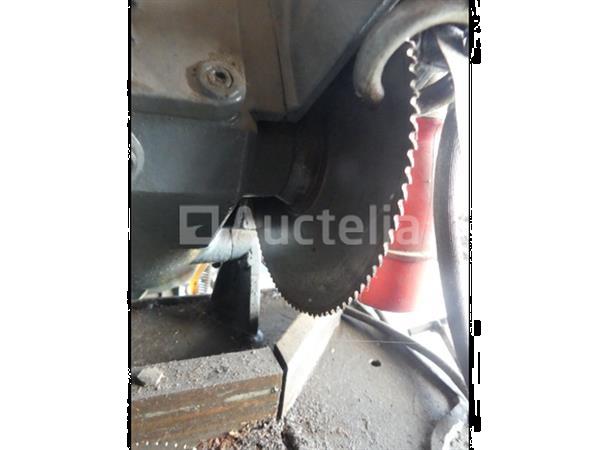 Grote foto metalen kettingzaag doe het zelf en verbouw ijzerwaren en bevestigingsmiddelen