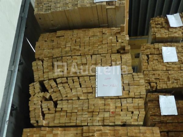 Grote foto 400 spar latten doe het zelf en verbouw ijzerwaren en bevestigingsmiddelen