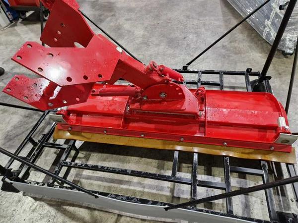 Grote foto hydraulische schuif sneeuw modder voer of mest agrarisch tractor toebehoren