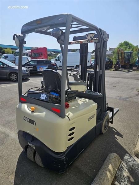 Grote foto crown sc t 6000 heftruck ongekend agrarisch heftrucks