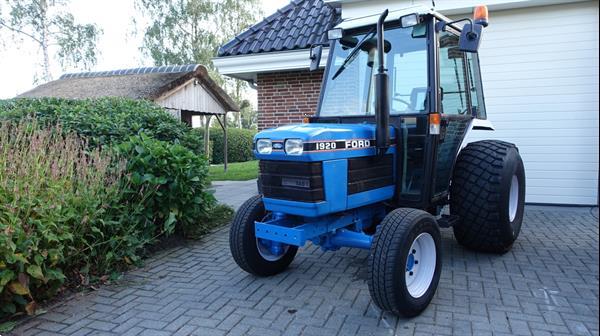 Grote foto ford 1920 4x4 agrarisch tractoren