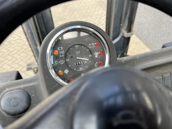 Grote foto heftruck linde h45d duplo495 vorkversteller rotator perkins diesel 1992 agrarisch heftrucks