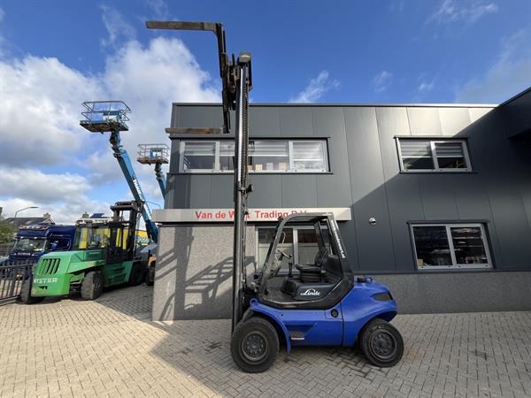 Grote foto heftruck linde h45d duplo495 vorkversteller rotator perkins diesel 1992 agrarisch heftrucks