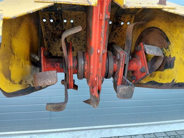 Grote foto breviglieri rijenfrees strokenfrees 7 rijen agrarisch akkerbouw