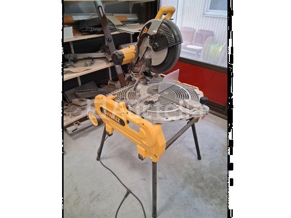 Grote foto transportabe tafelblad radiaalzaag dewalt dws7085 doe het zelf en verbouw gereedschappen en machines