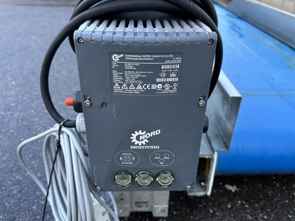 Grote foto flauw transportband 270 x 55 cm met omvormer agrarisch transportbanden