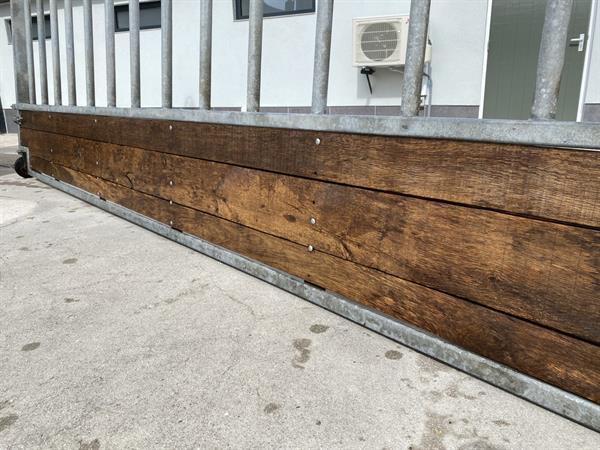 Grote foto voerwand paardenboxen 4 90 meter breed 3 stuks agrarisch stallen