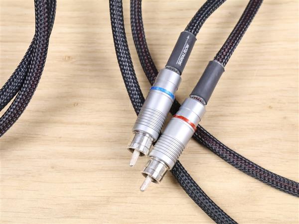 Grote foto mit cables oracle ma x rev.2 highend audio interconnects rca 1 5 metre 2 pairs available audio tv en foto onderdelen en accessoires