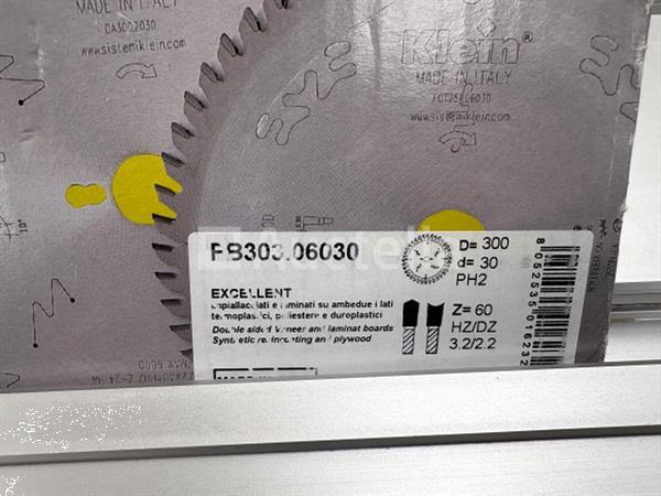 Grote foto paneelzaag robland z400 2024 doe het zelf en verbouw ijzerwaren en bevestigingsmiddelen