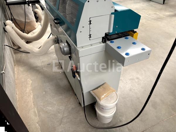 Grote foto kantenlijmmachine virutex eb 140 plc 2024 doe het zelf en verbouw ijzerwaren en bevestigingsmiddelen